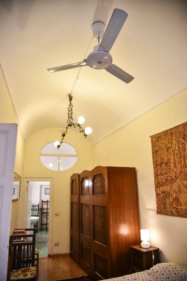 Stylish Apartment In Central Rome "Centro Storico" Экстерьер фото