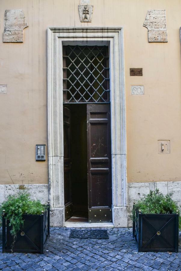 Stylish Apartment In Central Rome "Centro Storico" Экстерьер фото